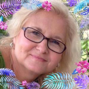 Meet your Posher, Regina